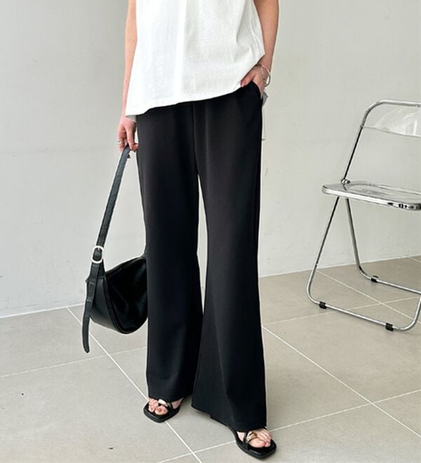 GeeRA（ジーラ）の「美脚見えカーブフレアパンツ（フルレングスパンツ）」｜詳細画像