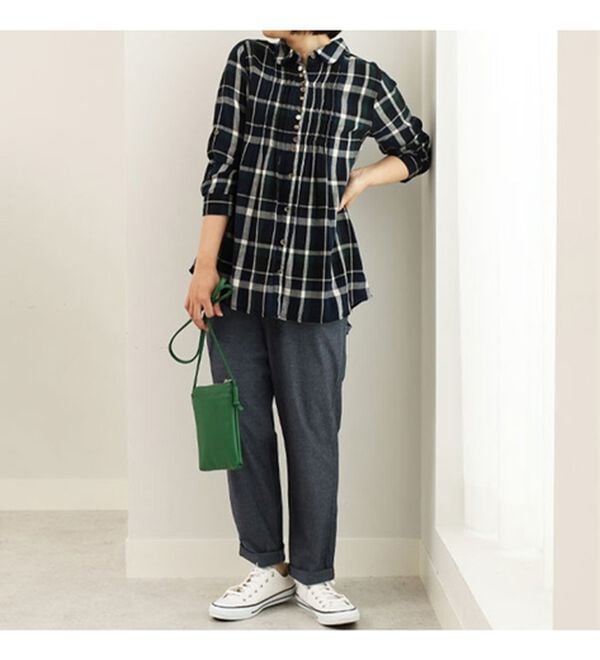 BELLUNA（ベルーナ）の「ダブルガーゼ素材オーバーブラウス（ブラウス）」｜詳細画像