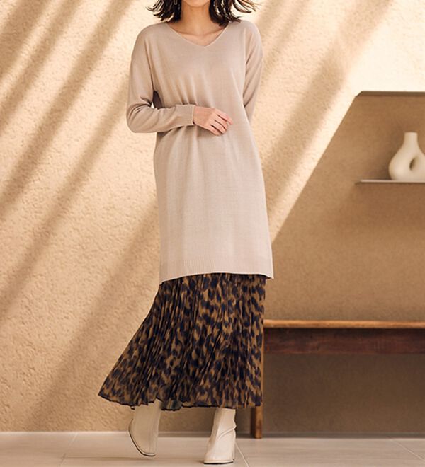 RANAN（ラナン）の「カシミヤタッチニットチュニックワンピース（チュニック）」｜グレージュ Vネック