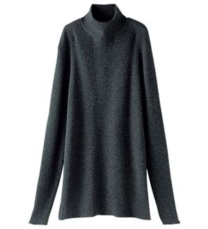 BELLUNA（ベルーナ）の「もちもちタートルネックニットプルオーバー（ニット・セーター）」｜チャコール
