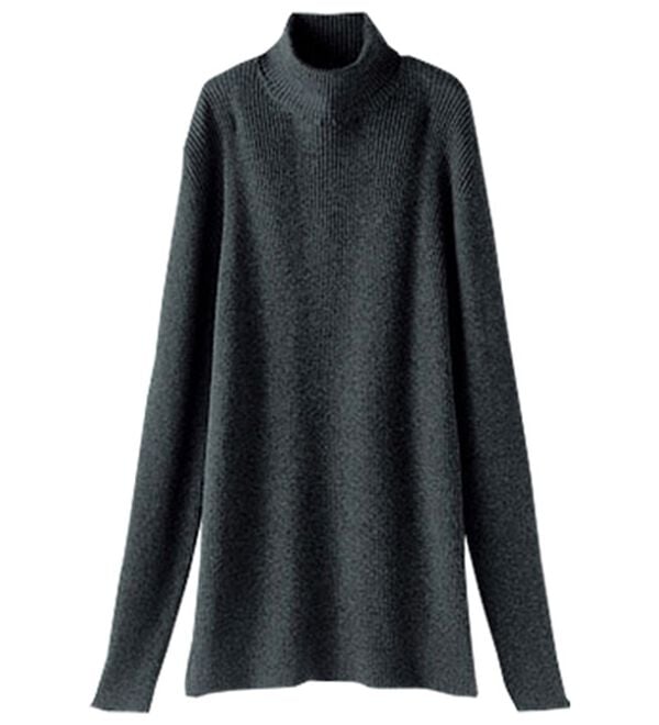 BELLUNA（ベルーナ）の「もちもちタートルネックニットプルオーバー（ニット・セーター）」｜チャコール