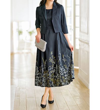 BELLUNA（ベルーナ）の「花柄パネルプリントワンピースアンサンブル（ワンピースセットスーツ）」