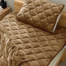 iellio（イエリオ）の「フランネルボリューム敷パッド・枕パッド＜吸湿発熱・抗菌防臭・あったか・敷きパッド＞（敷パッド）」