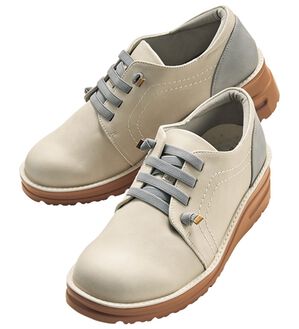 ルフラン（ルフラン）の「はっ水！アウトステッチお洒落甲ゴムシューズ（フラットシューズ）」｜アイボリー