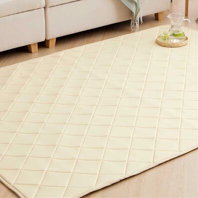 iellio（イエリオ）の「もちもちひんやり冷感低反発ラグ＜カーペット・接触冷感・防ダニ・裏面滑りにくい加工付＞（ラグ）」