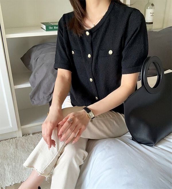 GeeRA（ジーラ）の「ゴールドボタンニットカーデ（ニットカーディガン）」｜詳細画像