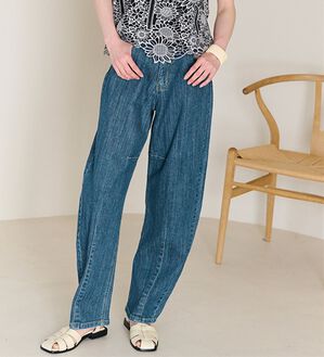 RANAN（ラナン）の「きれい見え麻入りカーブデニム（フルレングスパンツ）」｜ブルー