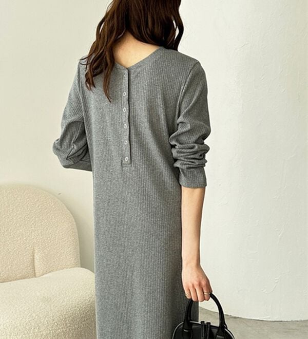 GeeRA（ジーラ）の「全骨格対応！前後2WAY細見えリブワンピース（カットソーワンピース）」｜詳細画像