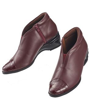 ルフラン（ルフラン）の「外反母趾対応　５Ｅ型押しコンビ　美脚ブーティ（ブーツ）」｜ワイン