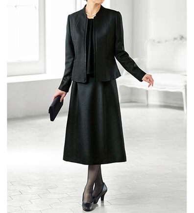 BELLUNA（ベルーナ）の「北陸幾何柄ジャカード素材ワンピースアンサンブル（ブラックフォーマル（喪服・礼服））」