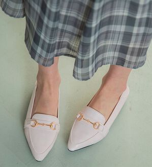 GeeRA（ジーラ）の「選べる！ビットローファー（ポインテットトゥ）（パンプス）」｜詳細画像