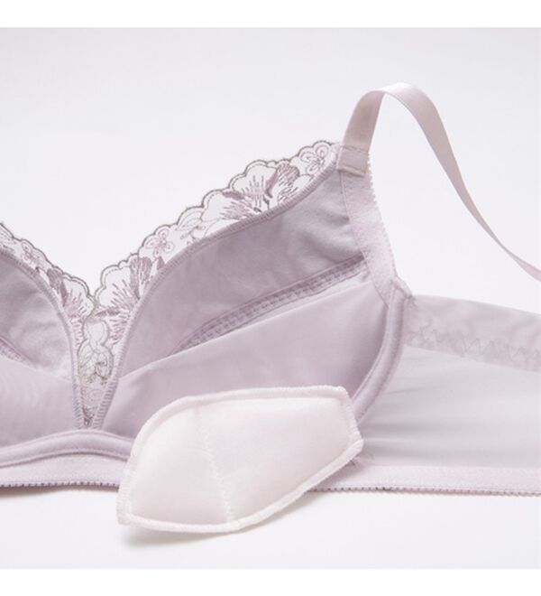 LAVIENNE（ラヴィエンヌ）の「ナチュラル美胸のふわかるブラ＆ショーツ（ブラジャー＆ショーツセット）」｜詳細画像