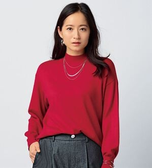 BELLUNA（ベルーナ）の「ロンＴが苦手な方に！なめらかシルクタッチニットＴ（ニット・セーター）」｜レッド