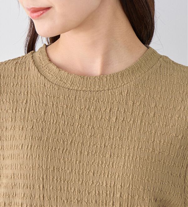 alotta（アロッタ）の「着映えジャカード素材パフ袖ゆるトップス（カットソー）」｜詳細画像