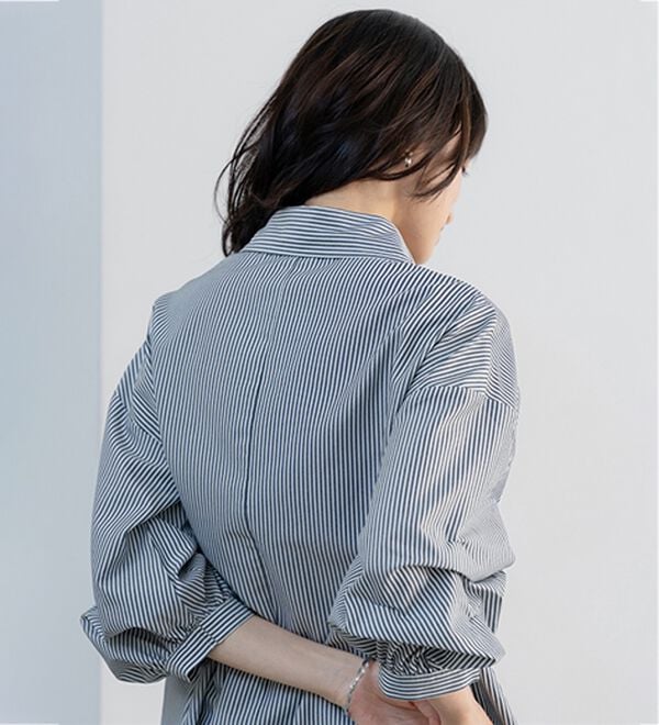 BELLUNA（ベルーナ）の「麻調素材袖タックデザインシャツチュニック（チュニック）」｜詳細画像
