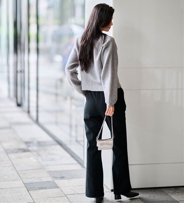 RANAN（ラナン）の「【4つの機能付き】洗える！ゴールド調ボタンニットカーディガン（ニットカーディガン）」｜詳細画像