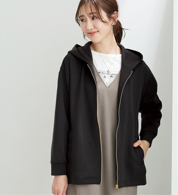 BELLUNA（ベルーナ）の「【快適Ｌａｂ．】とろみ素材裾タックパーカー（パーカー）」｜詳細画像