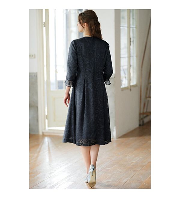 BELLUNA（ベルーナ）の「花柄オパール素材ワンピースアンサンブル（ワンピースセットスーツ）」｜詳細画像