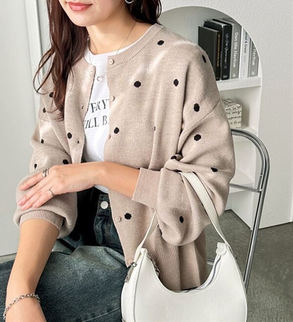 GeeRA（ジーラ）の「ドット柄カーディガン（ニットカーディガン）」｜詳細画像