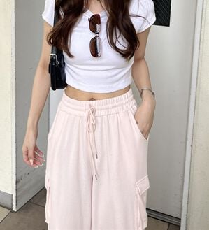 GeeRA（ジーラ）の「カーゴスウェットパンツ（その他パンツ）」｜ピンク