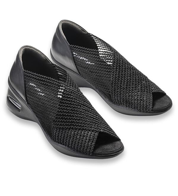 ルフラン（ルフラン）の「＜足助＞５Ｅメッシュエアサンダル（サンダル・ミュール）」｜ブラック