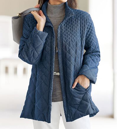 BELLUNA（ベルーナ）の「デニム調素材中わたパネルキルティング使いコート（ハーフコート）」