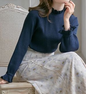 alotta（アロッタ）の「フリル衿パフ袖ニット（ニット・セーター）」｜詳細画像