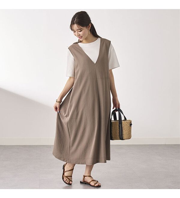 BELLUNA（ベルーナ）の「サラっと素材バックリボンワンピース（その他ワンピース）」｜詳細画像