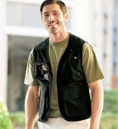 「＜アーノルド　パーマー＞アクティブ多ポケットベスト（メンズベスト）」