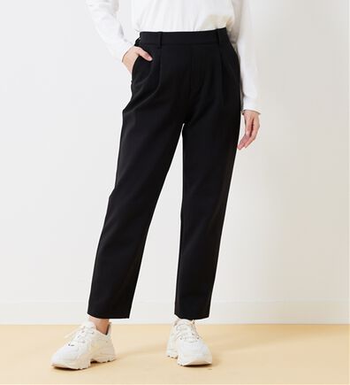 BELLUNA（ベルーナ）の「ツイルジャージー素材テーパードパンツ（テーパードパンツ）」