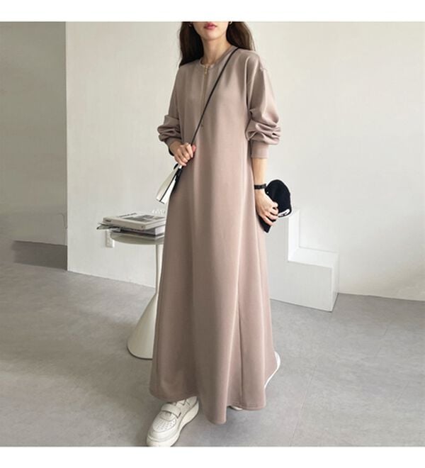 GeeRA（ジーラ）の「【再入荷】1枚で決まる！ハーフジップフレアワンピース（カットソーワンピース）」｜詳細画像