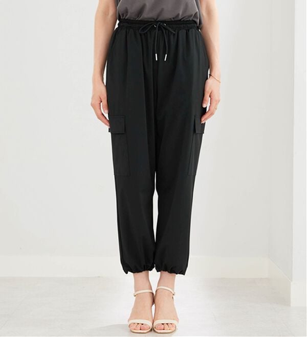BELLUNA（ベルーナ）の「ヒンヤリ爽快！ドロスト使いカーゴパンツ（その他パンツ）」｜詳細画像