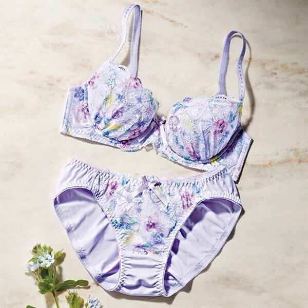 YU'NOW（ユナウ）の「プチプラブラ＆ショーツセット（ブラジャー＆ショーツセット）」｜ラベンダー系フラワーレース