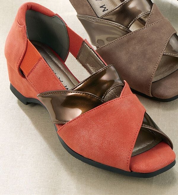 BELLUNA（ベルーナ）の「４Ｅパッチワークオープントゥパンプス（パンプス）」｜スギブラウン