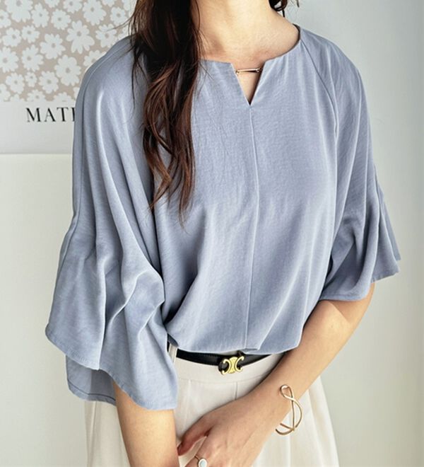 GeeRA（ジーラ）の「３ＷＡＹタックドルマンブラウス（ブラウス）」｜ブルー