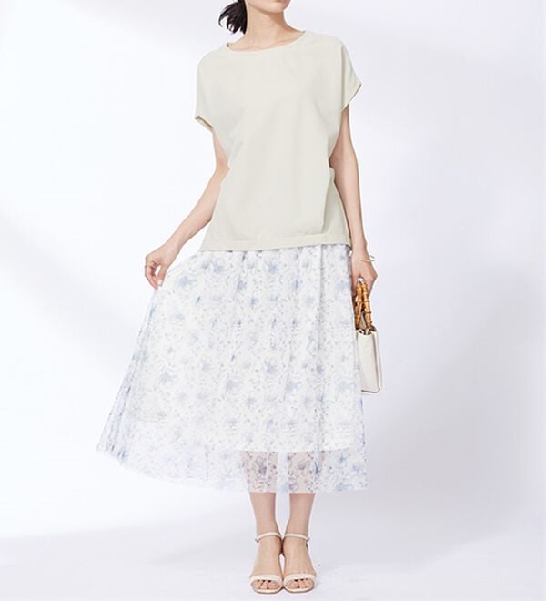 BELLUNA（ベルーナ）の「ミニワッフル素材裾タックプルオーバー（カットソー）」｜詳細画像