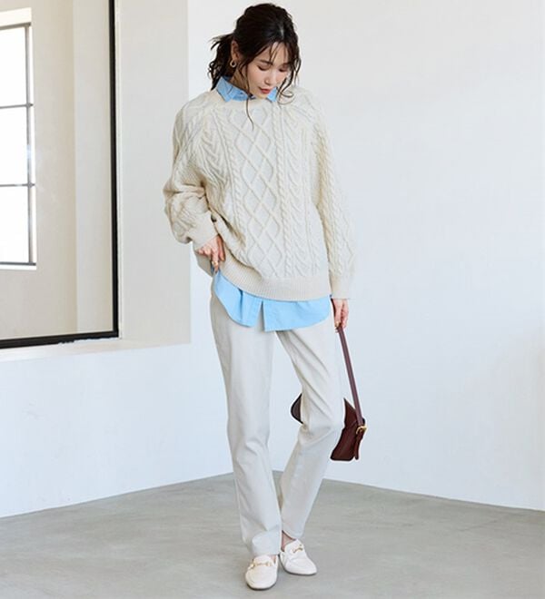 BELLUNA（ベルーナ）の「静電防止！蓄熱綿サテンストレッチカラーパンツ（フルレングスパンツ）」｜詳細画像