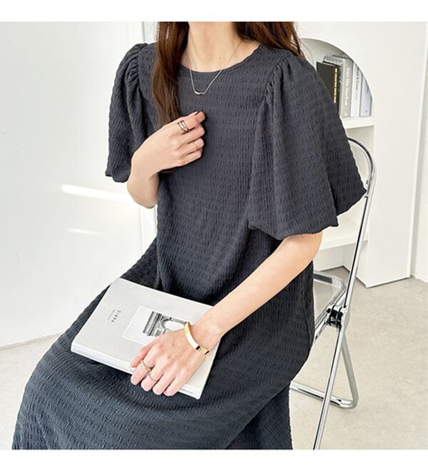 GeeRA（ジーラ）の「ボリューム袖楽ちん表面感ワンピース（カットソーワンピース）」｜詳細画像