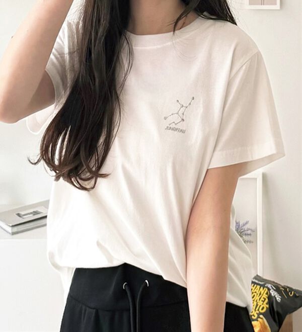 GeeRA（ジーラ）の「綿１００％アソート１ポイント刺しゅうＴシャツ（カットソー）」｜詳細画像