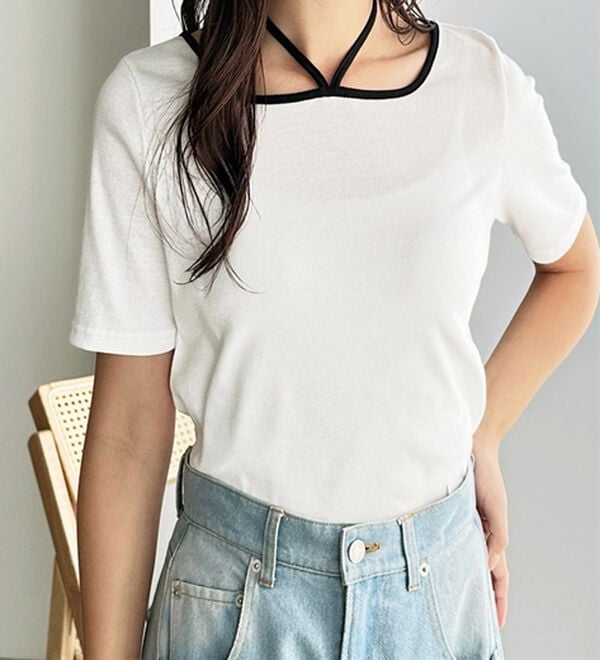 GeeRA（ジーラ）の「ホルターネック配色リブカットソー（カットソー）」｜オフホワイト