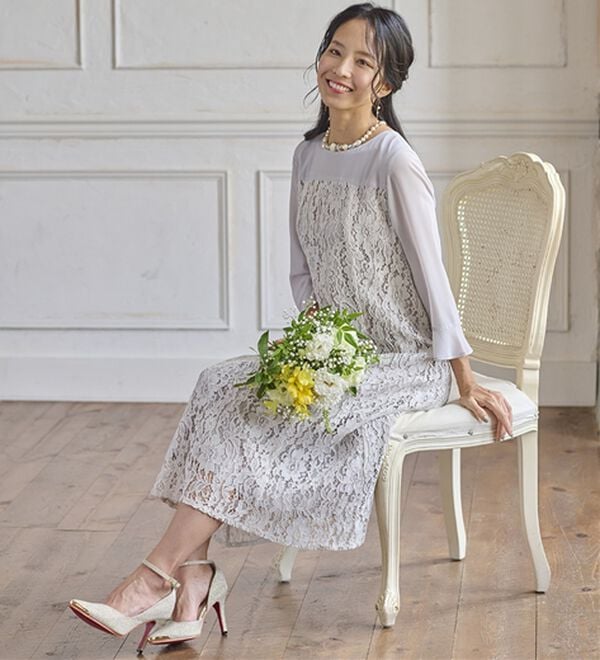 BELLUNA（ベルーナ）の「シャンタン素材ノーカラージャケットレースワンピースアンサンブル（ワンピースセットスーツ）」｜詳細画像