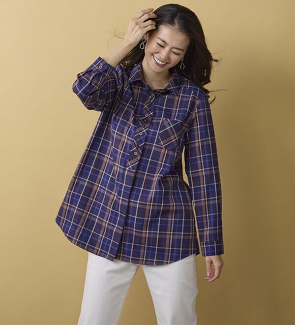 BELLUNA（ベルーナ）の「秋冬の街に映えるチェック柄シャツチュニック（シャツ）」｜詳細画像