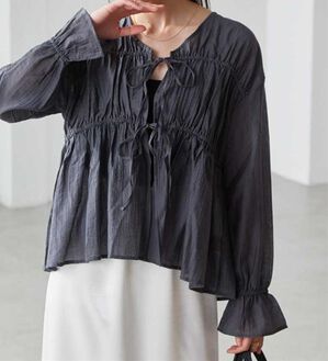 RANAN（ラナン）の「リボンドロストブラウス（ブラウス）」｜チャコール