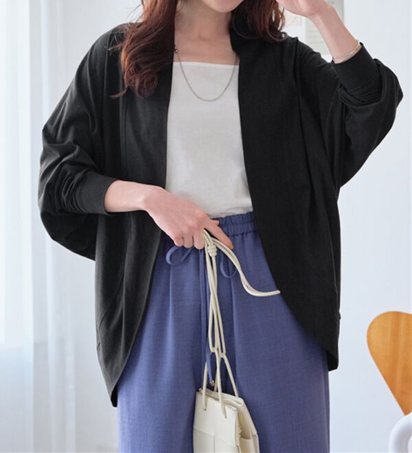 Viola e Viola（ヴィオラ エ ヴィオラ）の「【５つの機能付】ＵＶ対策に！ひんやり　ゆるドルマンカーディガン（ニットカーディガン）」｜詳細画像