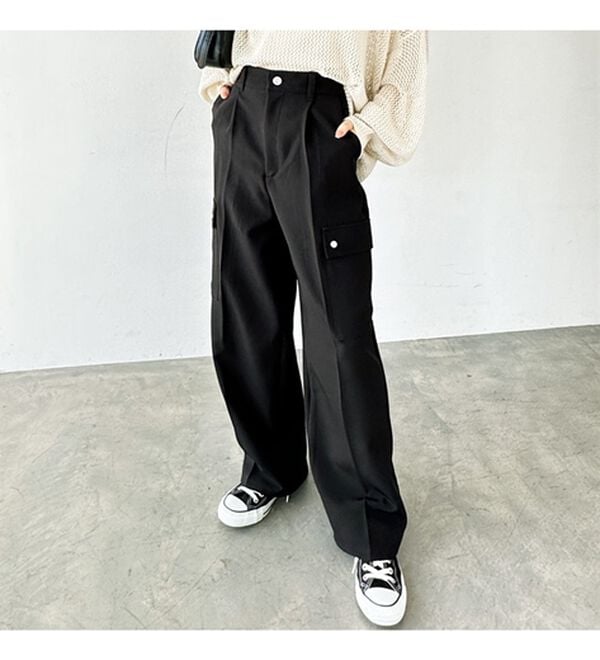 GeeRA（ジーラ）の「タックワイドストレートカーゴパンツ（フルレングスパンツ）」｜詳細画像