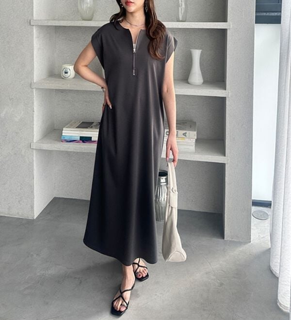 GeeRA（ジーラ）の「前後２ＷＡＹハーフジップＩラインワンピース（カットソーワンピース）」｜詳細画像