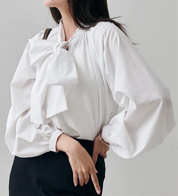 RANAN（ラナン）の「ボリュームボウタイブラウス（ブラウス）」｜詳細画像