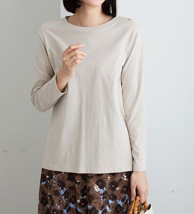 BELLUNA（ベルーナ）の「綿１００％大人顔サマ見えプルオーバー（カットソー）」