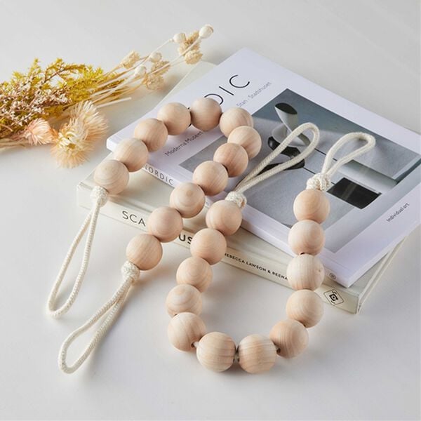 iellio（イエリオ）の「ウッドタッセル　２個セット＜お得・ビーズ・カーテン・アクセサリー・雑貨・シンプル・韓国・北欧・ナチュラル・木＞（のれん・間仕切り・カーテン関連品）」｜ボールタイプ