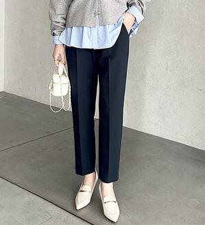 GeeRA（ジーラ）の「美脚きれい魅せ！テーパードパンツ（フルレングスパンツ）」｜ネイビー